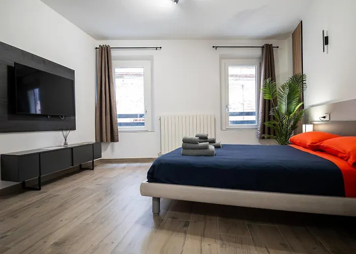 Estensia & 费拉拉